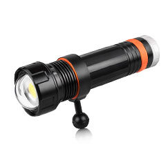 D950V 2.0潛水手電筒